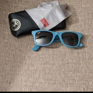 Ray-Ban RB2140 Wayfarer